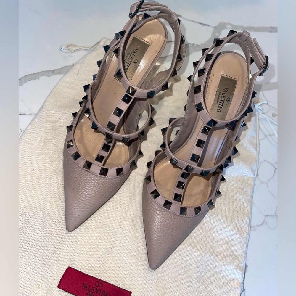 Valentino Rockstud Caged 100 Patent Pump